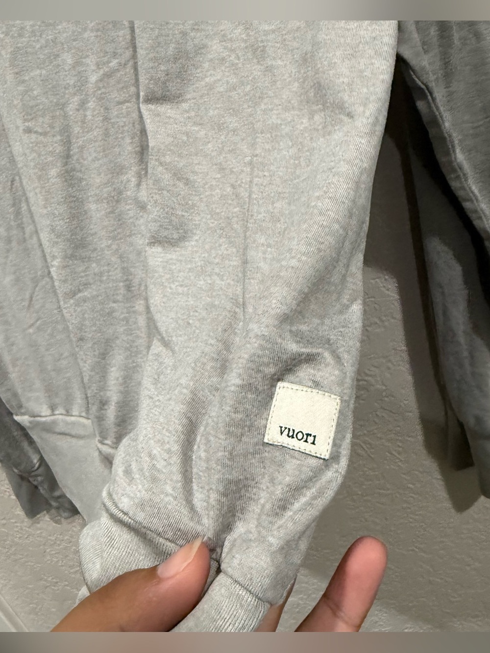 Vuori Heather Gray Pullover Crew Sweatshirt - Picture 2 of 3
